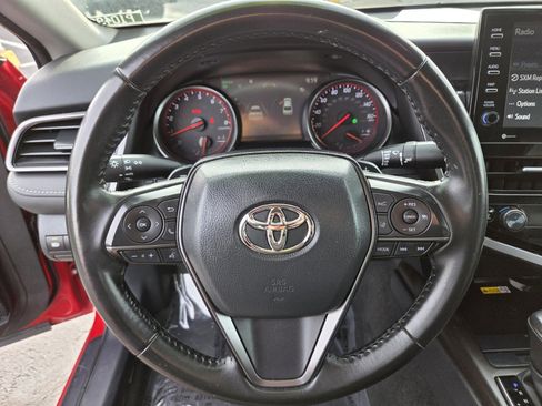 Used 2023 Toyota Camry XSE image 18