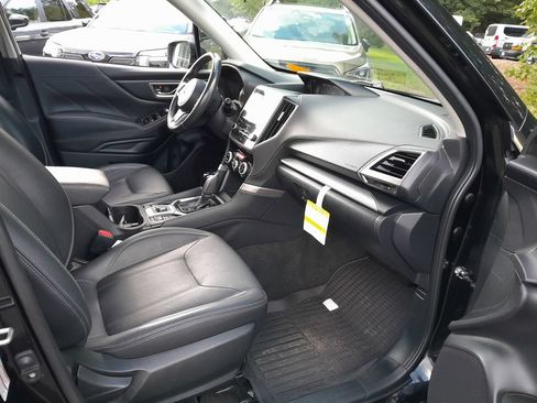 Used 2019 Subaru Forester Limited AWD/4WD image 37