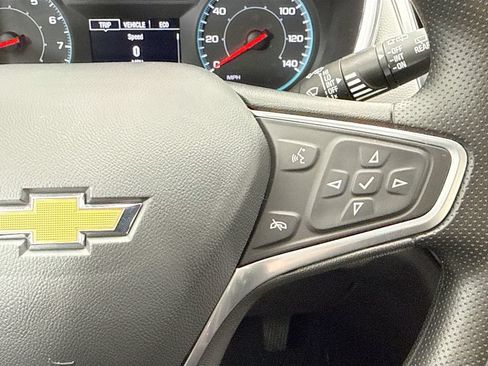 Used 2023 Chevrolet Equinox LS FWD image 12