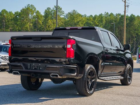 Used 2022 Chevrolet Silverado 1500 LT Trail Boss w/ LT Trail Boss Premium Package AWD/4WD image 8