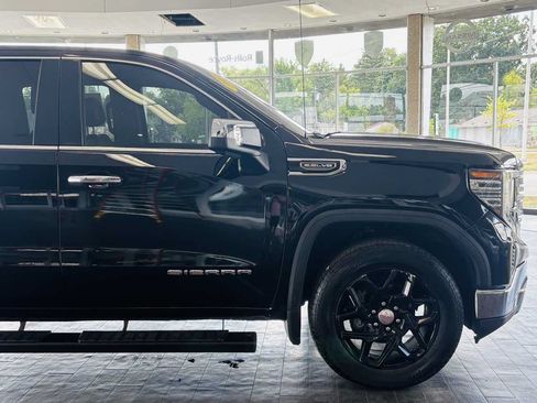 Used 2022 GMC Sierra 1500 SLT w/ SLT Convenience Package AWD/4WD image 6