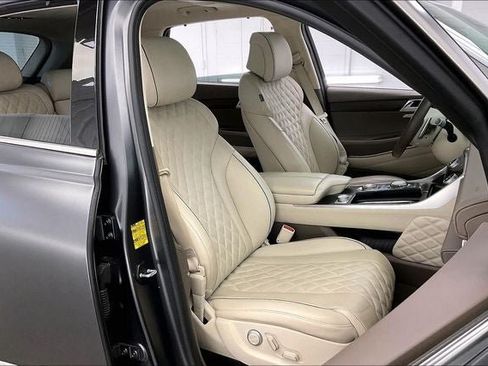Used 2023 Genesis GV80 3.5T w/ Prestige Matte Package AWD/4WD image 7