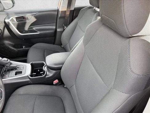 Used 2024 Toyota RAV4 LE AWD/4WD image 10
