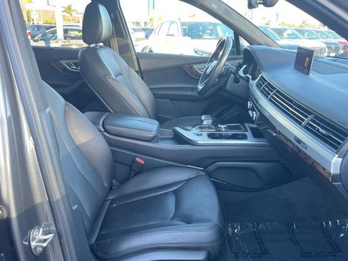 Used 2019 Audi Q7 2.0T Premium Plus w/ Premium Plus Package AWD/4WD image 47