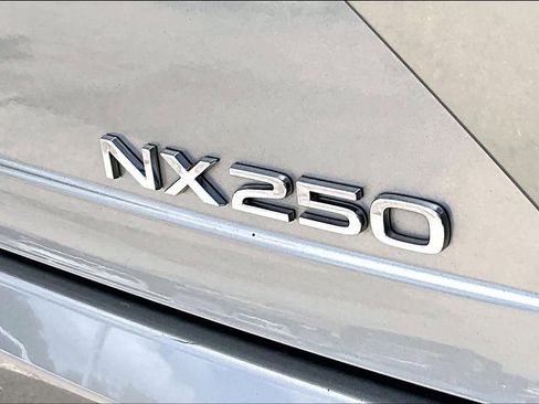 Used 2024 Lexus NX 250 FWD w/ Towing Package (2000 Lbs) image 10
