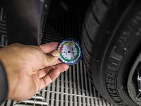 Used 2022 Lexus IS 350 F Sport w/ Navigation Package image 49