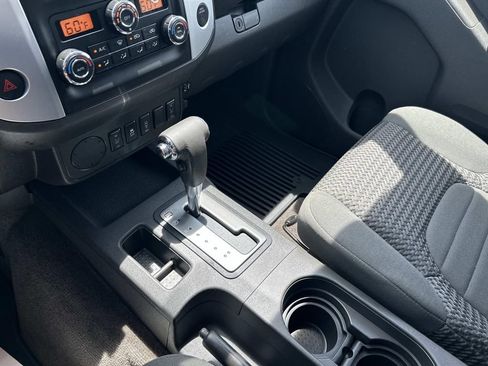 Used 2017 Nissan Frontier SV w/ SV Value Truck Package RWD image 30