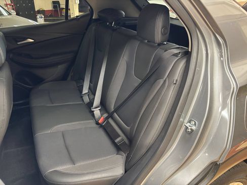 Used 2025 Buick Encore GX Preferred AWD/4WD image 37