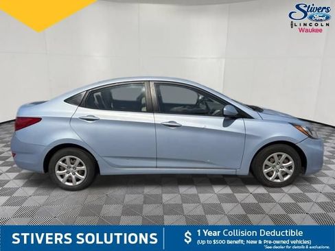 Used 2014 Hyundai Accent GLS FWD image 5