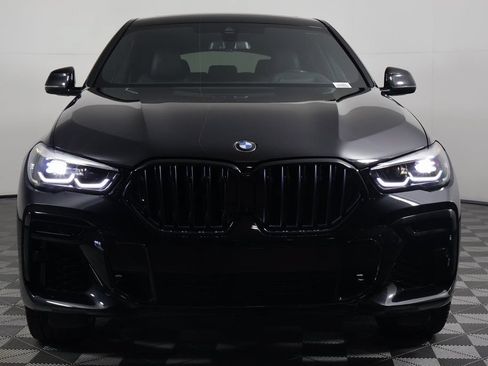 Used 2022 BMW X6 xDrive40i w/ M Sport Package AWD/4WD image 2
