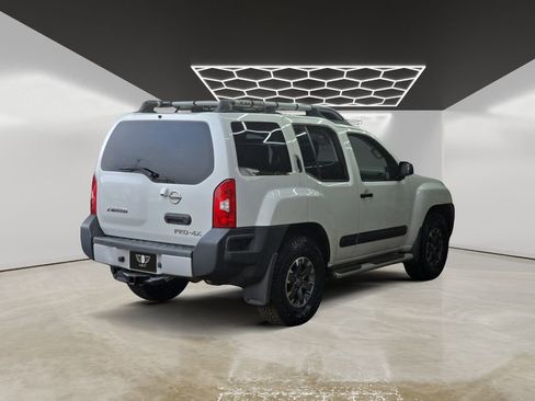 Used 2014 Nissan Xterra PRO-4X w/ Pro-4x Leather Package image 5
