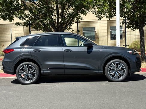 New 2026 Audi Q5 Premium AWD/4WD image 7