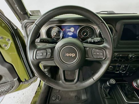 Used 2022 Jeep Wrangler Unlimited Sport AWD/4WD image 16