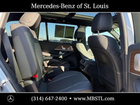 Certified 2025 Mercedes-Benz GLS 450 4MATIC image 13
