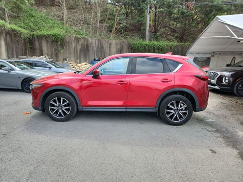 Used 2017 MAZDA CX-5 Grand Touring image 2