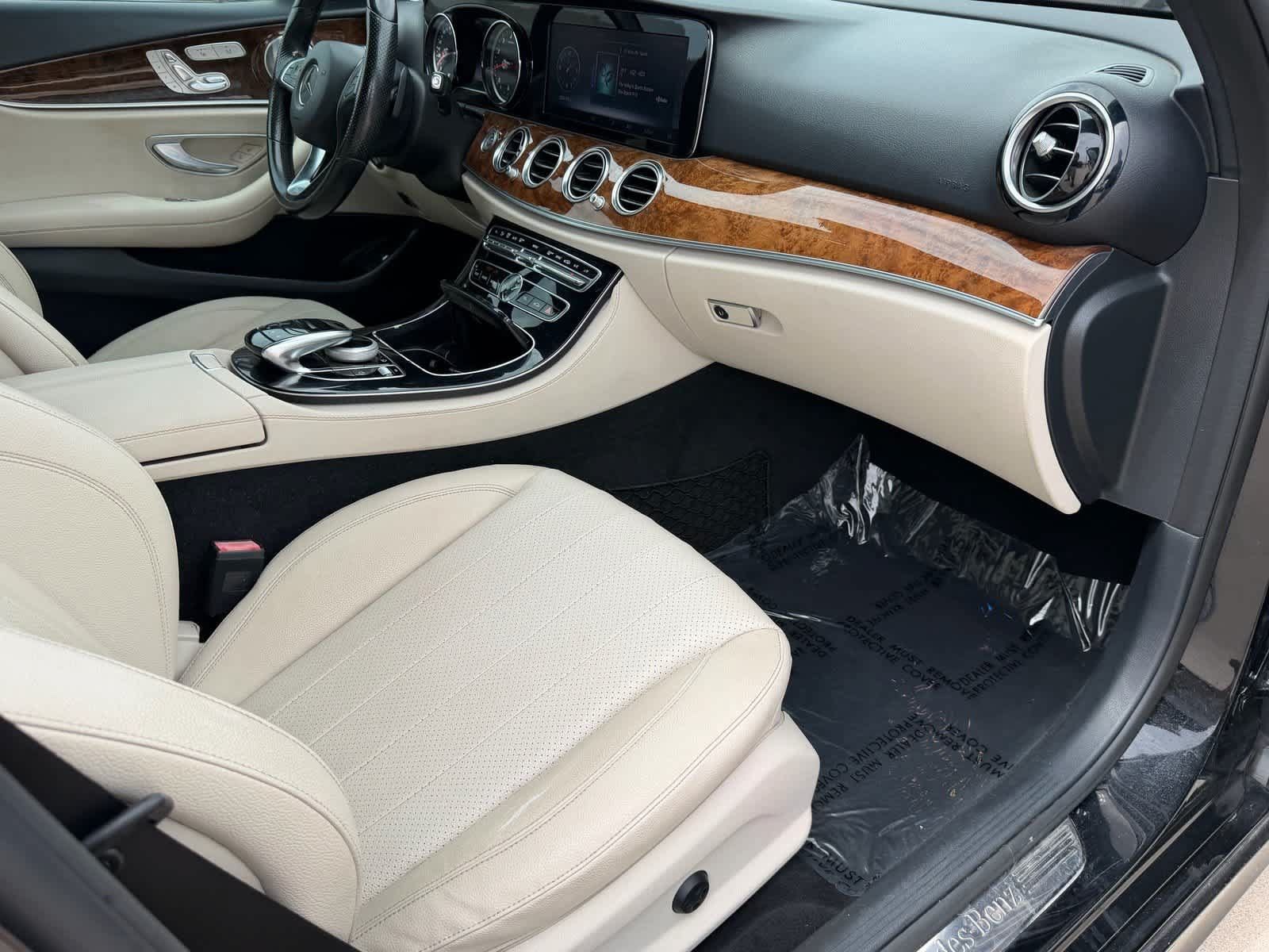 Used 2017 Mercedes-Benz E 300 image 13