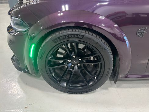 Used 2022 Dodge Charger SRT Hellcat w/ Harman/Kardon Audio Group RWD image 9