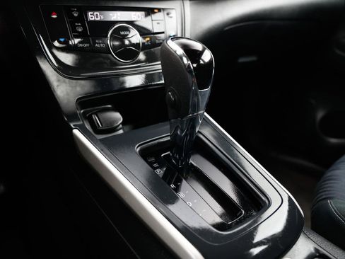 Used 2019 Nissan Sentra SV image 36