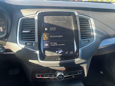 Used 2019 Volvo XC90 T5 Momentum image 18
