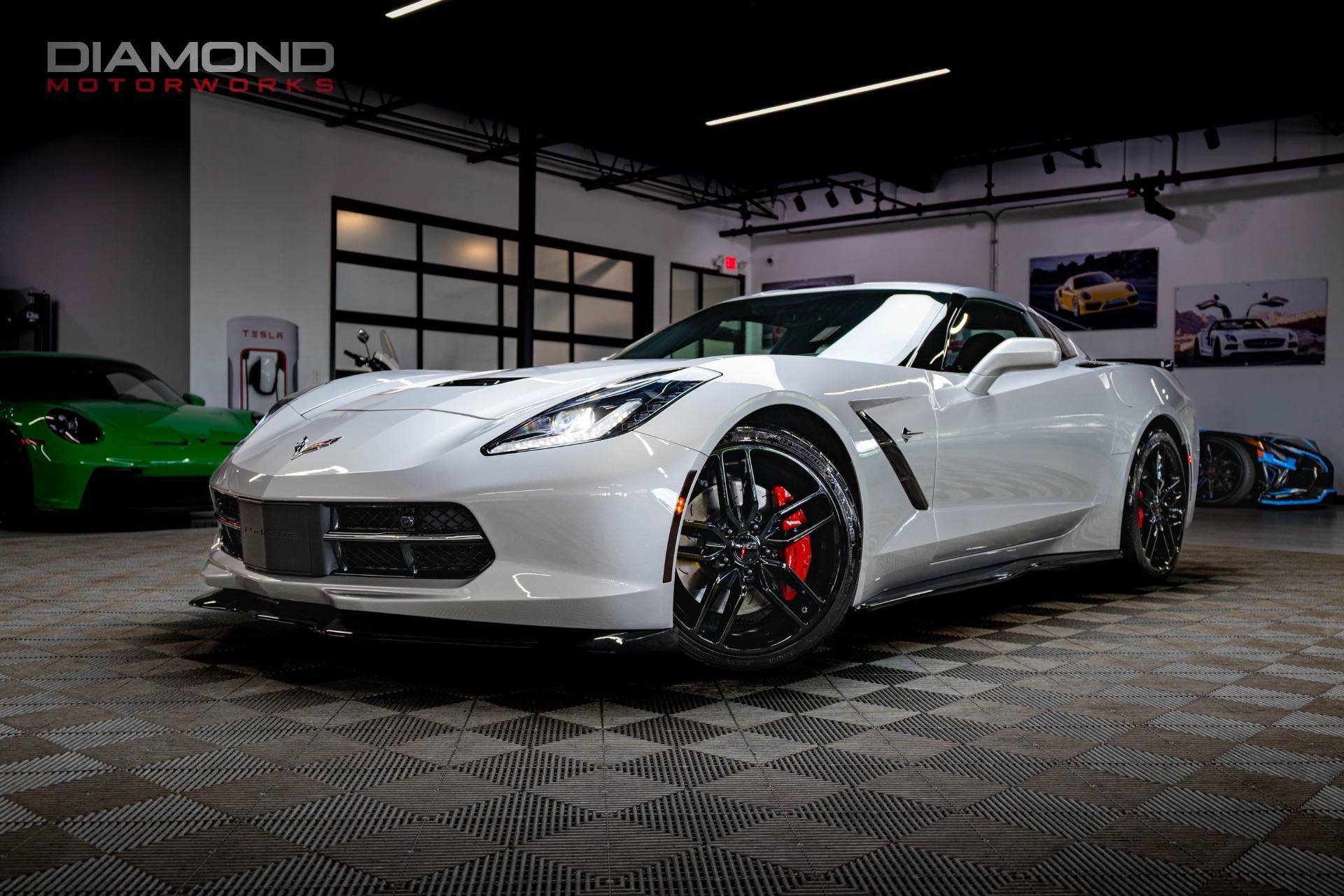 Used 2019 Chevrolet Corvette Stingray Coupe RWD image 18