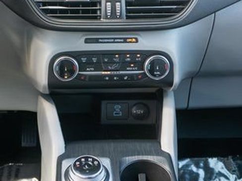 Used 2023 Ford Escape Active AWD/4WD image 15