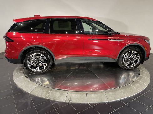 New 2024 Lincoln Nautilus Premier w/ Equipment Group 102A image 41