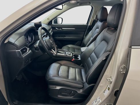 Used 2025 MAZDA CX-5 AWD 2.5 S w/ Preferred Package image 13