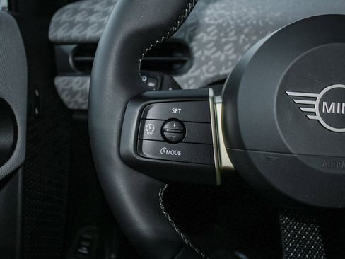 Used 2025 MINI Cooper S image 19