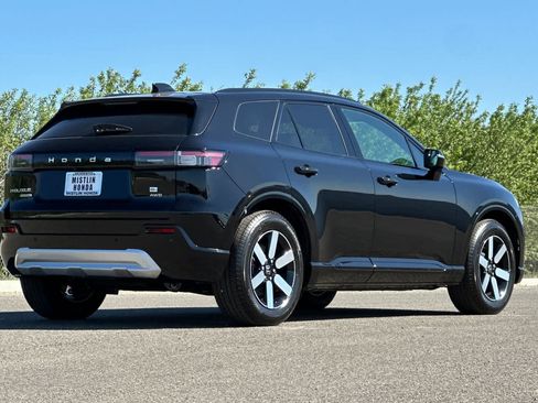 New 2026 Honda Prologue Touring image 3