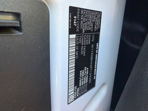 Used 2023 Mercedes-Benz Sprinter 2500 image 31