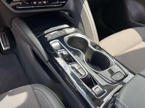Used 2023 Buick Envision Preferred FWD image 31