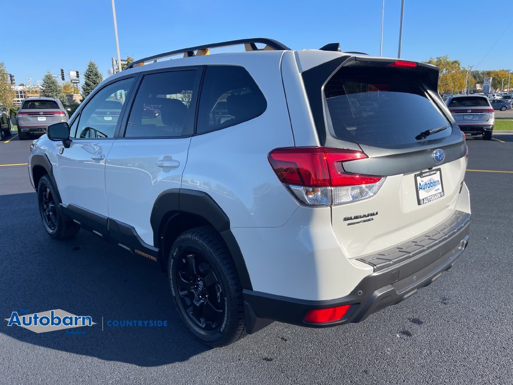 Used 2025 Subaru Forester Wilderness w/ Convenience Package AWD/4WD image 3