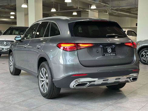Used 2023 Mercedes-Benz GLC 300 4MATIC image 4