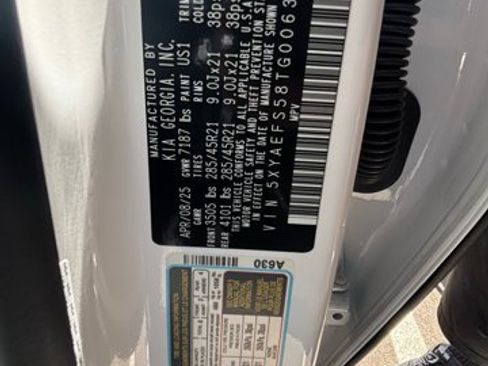 Certified 2026 Kia EV9 GT-Line AWD/4WD image 10