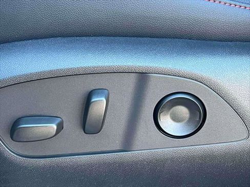 New 2026 Chevrolet Traverse Z71 image 13