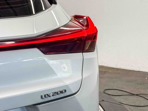 Used 2022 Lexus UX 200 w/ Accessory Package (Z2) FWD image 11