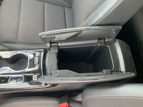 Used 2023 Buick Envision Preferred FWD image 49