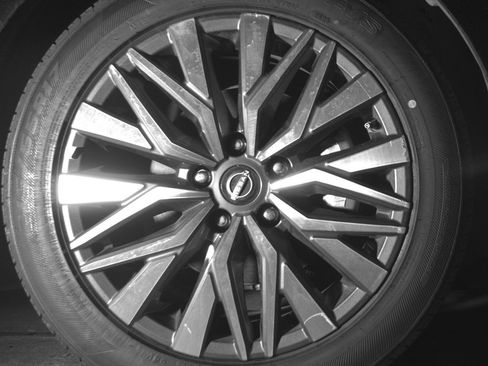 Used 2025 Nissan Altima 2.5 SV image 13