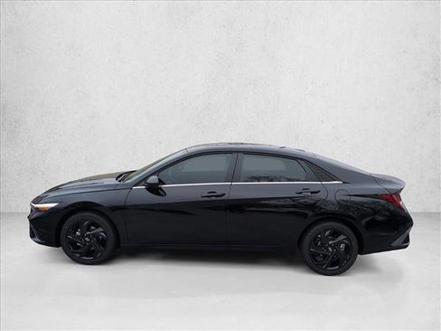 New 2026 Hyundai Elantra SEL Sport Premium image 5