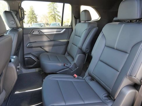 New 2026 GMC Acadia Elevation w/ Elevation Premium Package AWD/4WD image 39