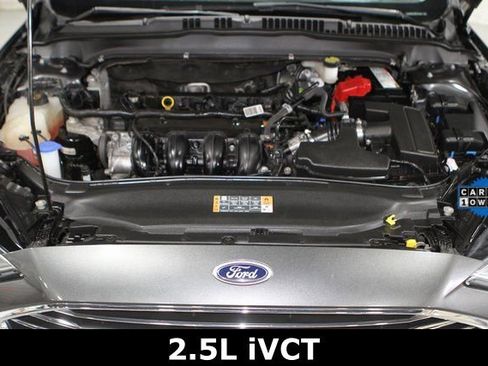 Used 2019 Ford Fusion S image 3