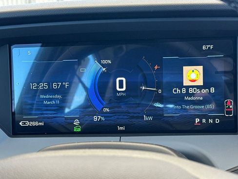 New 2027 Chevrolet Bolt LT w/ Comfort Package image 28