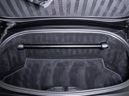 Used 2023 Aston Martin V12 Vantage V12 image 44