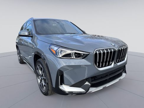 New 2026 BMW X1 xDrive28i w/ Technology Package AWD/4WD image 3