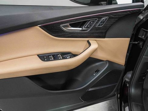 Used 2022 Audi Q7 Premium Plus image 22