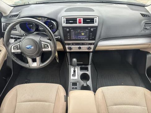 Used 2016 Subaru Outback 2.5i Premium AWD/4WD image 13