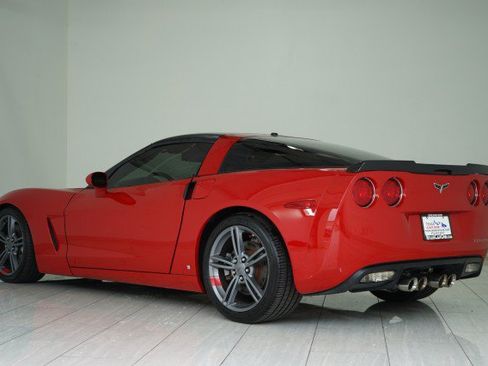 Used 2009 Chevrolet Corvette Coupe w/ Preferred Equipment Group RWD image 7