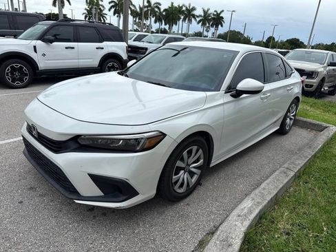 Used 2022 Honda Civic LX image 3
