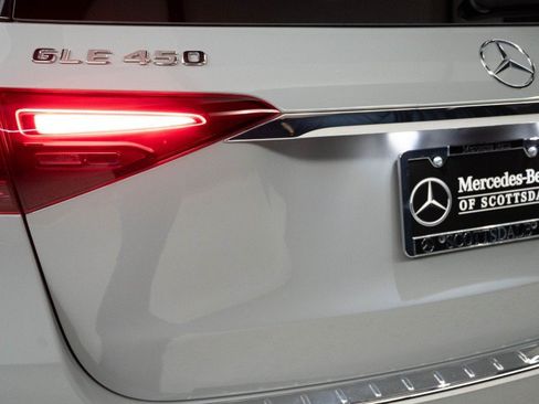 Certified 2026 Mercedes-Benz GLE 450 4MATIC image 9
