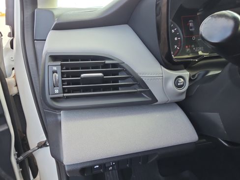 Used 2021 Subaru Legacy Base w/ Alloy Wheel Package image 24